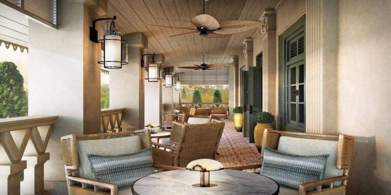 klimt-cairnhill-clubhouse-verandah.jpg