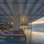 wallich-residence-infinite-pool.jpg